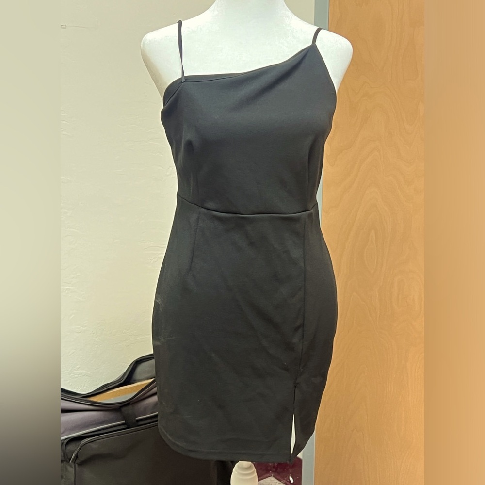 Mini black dress